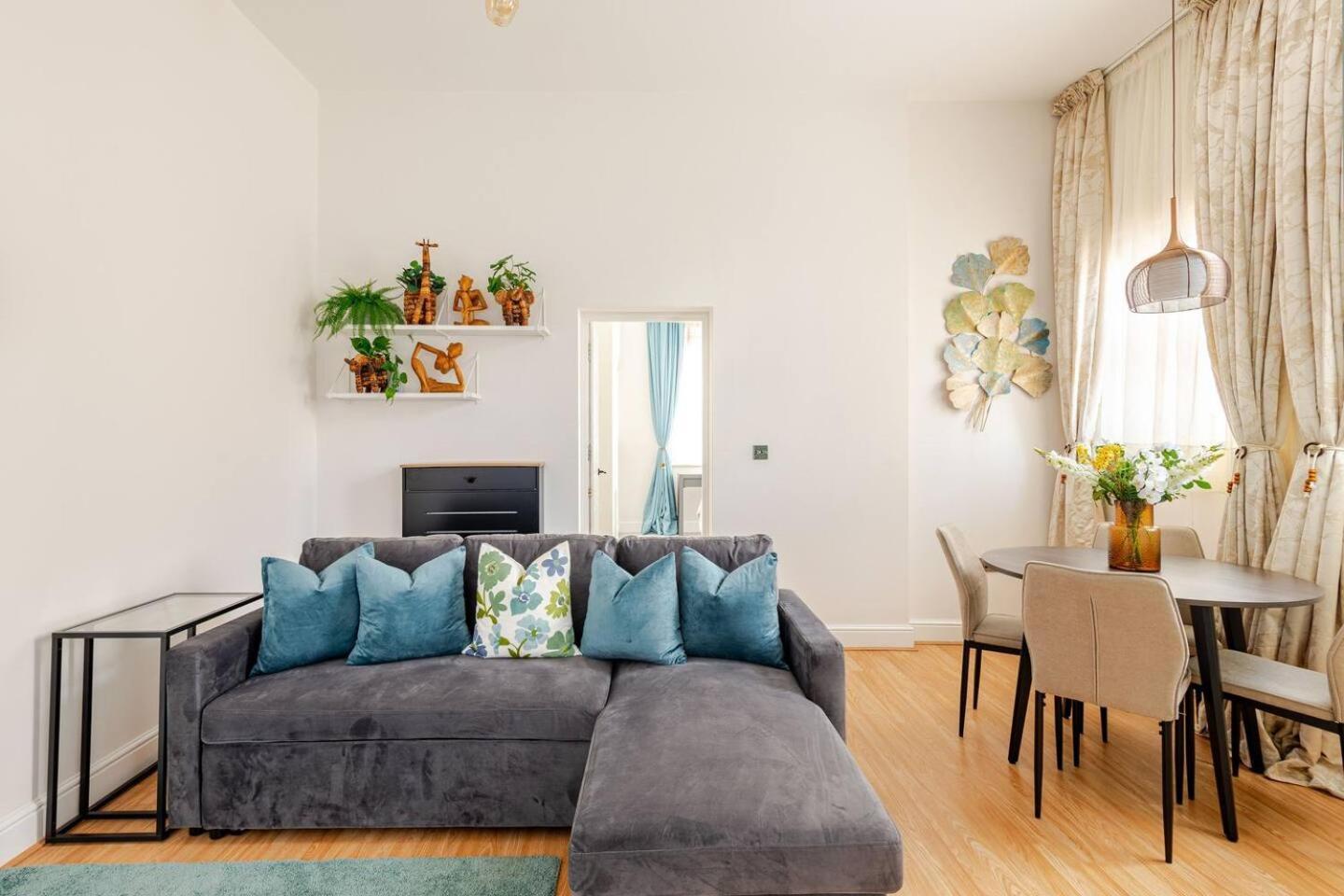 Stylish Flat In Central Location With Free Parking Суиндон Экстерьер фото